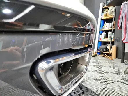 수원 광교 동탄 랩핑 BMW X7 스포츠 크롬죽이기 크롬딜리트 출장시공 윈도우몰딩 도어하단 블랙유광 / 수원시 영통구 이의동
