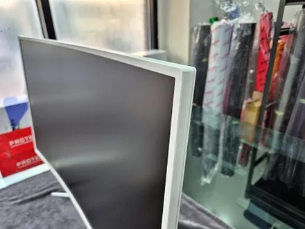 수원 광교 한성모니터 39인치 블랙 인테리어 가구 소품 데스크테리어 포인트 랩핑 / 수원시 영통구 이의동