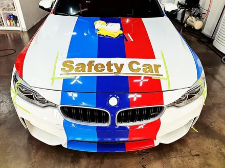[랩샵][수원랩핑] BMW F83 M4 M데칼 세이프티카 포인트랩핑 / 수원시 영통구 이의동