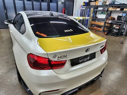 BMW M4 F82 트렁크랩핑 제시공 스포일러장착 / 수원시 영통구 이의동