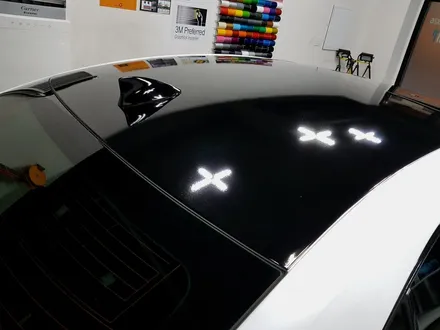 [랩샵]수원랩핑  렉서스IS200루프스킨+눈썹몰딩랩핑 렉서스랩핑 포인트랩핑 루프스킨 부분랩핑 전체랩핑 크롬랩핑 생활보호PPF 전체PPF  유리막코팅 오토바이랩핑 오토바이PPF / 수원시 영통구 이의동