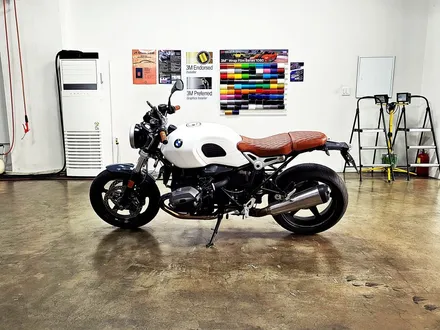 [랩샵][수원랩핑] BMW RNINE T 기름탱크랩핑 / 수원시 영통구 이의동