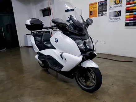 [랩샵]수원랩핑 오토바이랩핑 BMW C650GT화이트골드스파클 전체랩핑 오토바이PPF 오토바이유리막코팅 오토바이데칼 크롬랩핑 포인트랩핑 생활보호PPF / 수원시 영통구 이의동