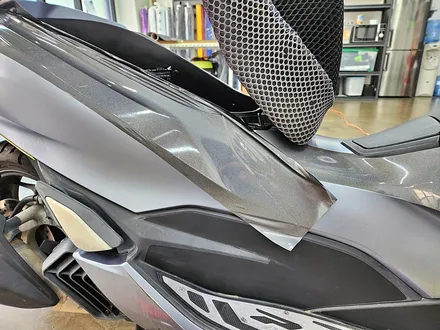 혼다 PCX125 바이크튜닝 홀로그램 싸이키델릭 전체랩핑 1인시공 고퀄리티 바이크 랩핑 스쿠터 튜닝 / 수원시 영통구 이의동