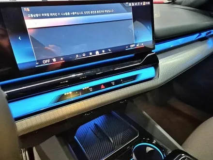 수원 광교 BMW G60 520I 5시리즈 실내 하이그로시 디스플레이 신차패키지 전체 PPF / 수원시 영통구 이의동