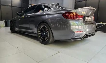 랩스터 BMW M4 로즈 레드 고광택 전체랩핑 / 고양 신원동