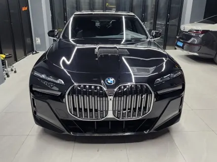 BMW i7 하단 투톤(듀오톤) 랩핑 / BMW / i7 / 경기도 고양시