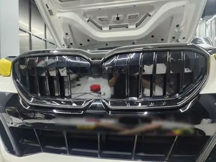 랩스터 BMW 5시리즈 프론트 패키지+그릴 랩핑 / 고양 신원동