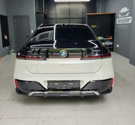 랩스터 BMW i7 상단 블랙 투톤 랩핑 / 고양 신원동
