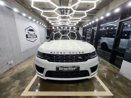 [랜드로버 레인지로버 스포츠] 미드나잇 에메랄드 그린 랩핑 제거, 사고 수리 후 흰색으로 잠시 복귀! / 고양 신원동