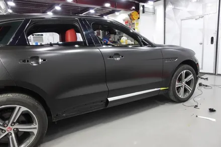 [랩스타일 코리아] 재규어 전문 랩핑센터, 재규어 F-PACE - 사틴블랙 전체 랩핑 / 김포시 마산동