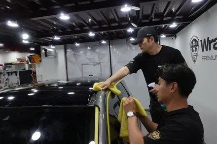 [랩스타일 코리아] 어떤 컬러라도 소화가능한 블랙의 힘, 디스커버리 스포츠 코리스 그레이 블랙팩 / 김포시 마산동