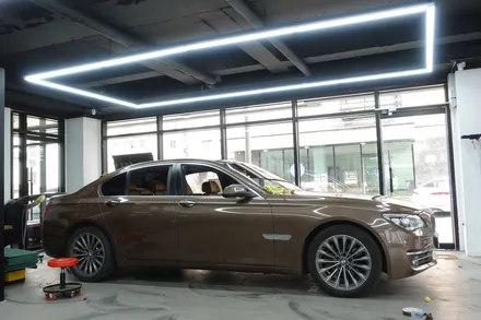[랩스타일 코리아] 자동차 랩핑으로 내차의 느낌 바꾸기 - BMW 7 series 색상변경 전체랩핑 (에이버리 글로스 메탈릭 브라운) / 김포시 마산동