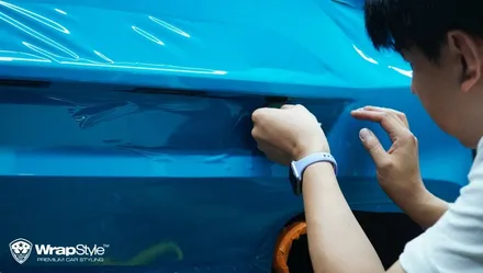 페라리 전체랩핑 이노즈텍 마이애미블루 자동차 전체랩핑 / 김포시 마산동