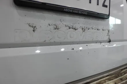 [랩스타일 코리아] 블랙 간지! 블랙팩 만들기. 랜드로버 디스커버리 4 전체랩핑 및 블랙팩 시공 (에이버리 블랙 메탈릭) / 김포시 마산동