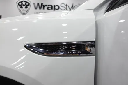 [랩스타일 코리아] 대중적이지 않아서 더 매혹적인 재규어, JAGUAR E-PACE 블랙팩 만들기. (재규어 E페이스 루프스킨, 부분랩핑) / 김포시 마산동