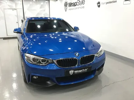 [랩스타일 코리아] BMW 4시리즈 인기 랩핑 아이템, 앞범퍼 부분랩핑 및 키드니그릴 랩핑, 루프스킨 시공 / 김포시 마산동