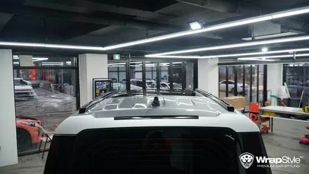 [랩스타일 코리아] 정통 오프로드 SUV 랜드로버 디펜더 블랙팩 & 측면 전체 PPF / 김포시 마산동
