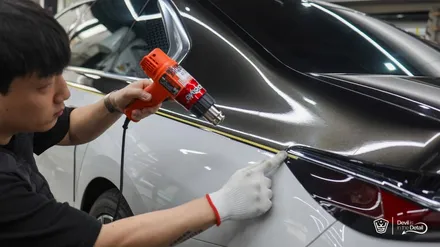 BMW 7시리즈 투톤랩핑, 화이트 바디에 메탈릭 블랙을 더하다. 이노즈텍필름 / 김포시 마산동