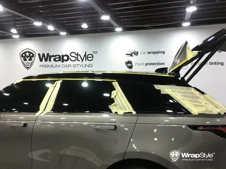 [랩스타일코리아] 레인지로버의 쎅시 아이콘! 레인지로버 벨라 루프 스킨 시공 / 김포시 마산동