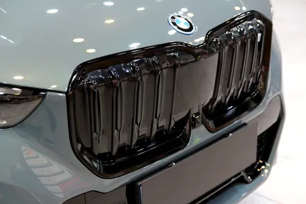 BMW IX1 그릴 랩핑 해봤어요! / 수원시 영통구 원천동