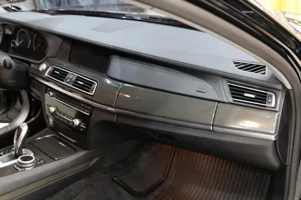 bmw 7시리즈 F01 수원랩핑 실내 우드를 카본으로! / 수원시 영통구 원천동