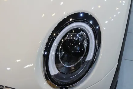 BMW 미니쿠퍼 클럽맨 전체랩핑 시공! / 수원시 영통구 원천동