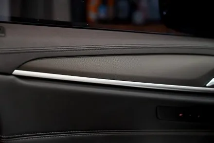 BMW 5시리즈 자동차 실내랩핑 하는 이유? / 수원시 영통구 원천동