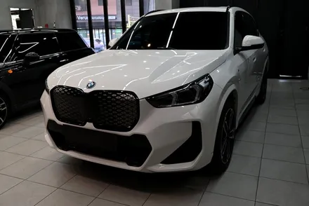 BMW ix1 키드니 그릴 랩핑 전후 차이, / 수원시 영통구 원천동