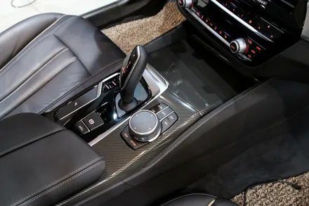 BMW G30 실내랩핑으로 리얼카본 연출 해봤어요! / 수원시 영통구 원천동