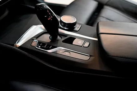 BMW 5시리즈 자동차 실내랩핑 하는 이유? / 수원시 영통구 원천동