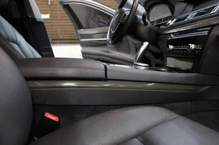bmw 7시리즈 F01 수원랩핑 실내 우드를 카본으로! / 수원시 영통구 원천동