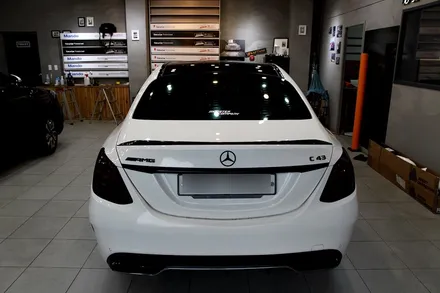 벤츠 C43 AMG 오렌지 컬러로 산뜻한 전체랩핑. / 수원시 영통구 원천동
