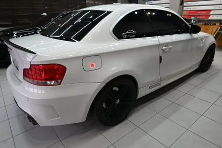 BMW  E82 1M 랩핑으로 데칼 시공. / 수원시 영통구 원천동