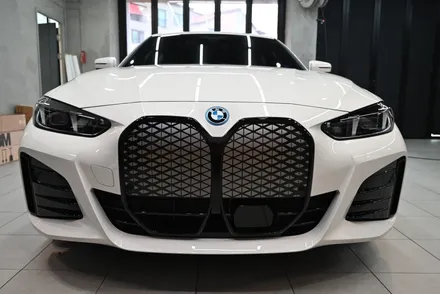 BMW 4시리즈 랩핑으로 블랙 그릴 완성. / 수원시 영통구 원천동