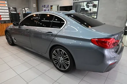 bmw 5시리즈 g30 크롬 죽이기 랩핑 완료! / 수원시 영통구 원천동