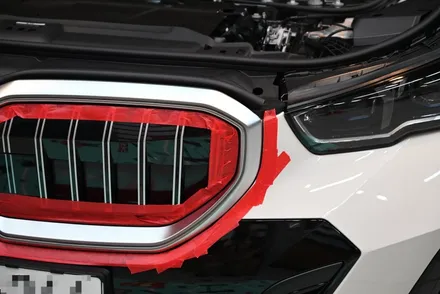 BMW 5시리즈 완성은 블랙! 그릴 랩핑으로 완성하는 시크한 드레스업! / 수원시 영통구 원천동