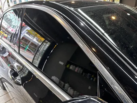 벤츠 E-Class 백화현상 시작된 크롬몰딩 크롬딜리트로 살려내기! / 성남시 수정구 복정동