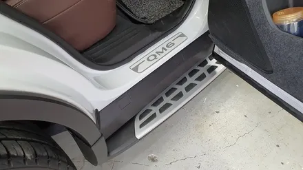 SUV RV 차량 QM6 사이드스텝 장착하면 승하차가 한결 편해질 뿐만 아니라 외관까지 업그레이드됩니다! / 진주, 창원, 순천