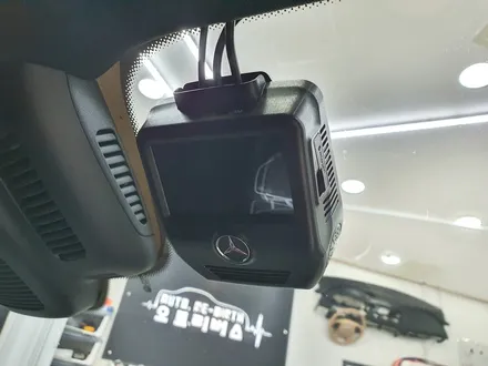 차량에 블랙박스는 필수! 배터리 방전방지 주차녹화시간 연장에는 보조배터리가 필요! 경남 진주 오토리버스에서 만족하세요 / 진주, 창원, 순천