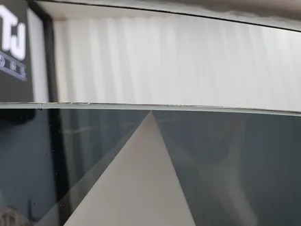 진주 썬팅 잘하는 오토리버스에서 재시공하세요! 필름지가 변색 탈색되면 교체 해주세요~ / 진주, 창원, 순천