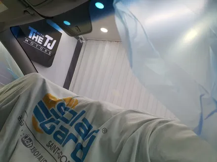 주변이 온통 보랏빛이라면 썬팅 필름지 교체시기가 이미 지났어요! 진주 썬팅은 오토리버스 / 진주, 창원, 순천