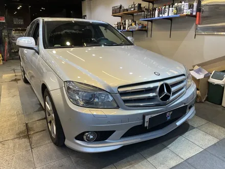 벤츠 C200 파인뷰 LX7000 블랙박스 시공 ! HDR기능 적용으로 고화질의 영상확인 가능! 부산 블랙박스! / 부산 동래, 양산