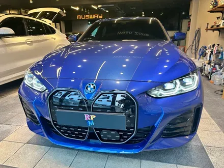 부산 BMW G26 i4 순정 어라운드뷰(서라운드뷰) 크리스탈 기어봉 아이드라이브 스타트/볼륨 버튼 시공으로 차량 업그레이드 하기! / BMW / i4 / 부산 동래구