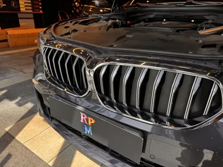 BMW 6GT 순정 어라운드뷰 회오리스피커커버 데고마스터스피커 크리스탈 3종으로 차량대변신 / 부산 동래, 양산