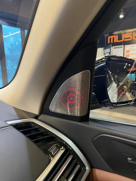 부산 BMW X7 AVI BM100 무스웨이(MUSWAY) D8 Bowers&Wilkins(회오리스피커) 시공으로 사운드 풍부하게 만들기 ! / 부산 동래, 양산