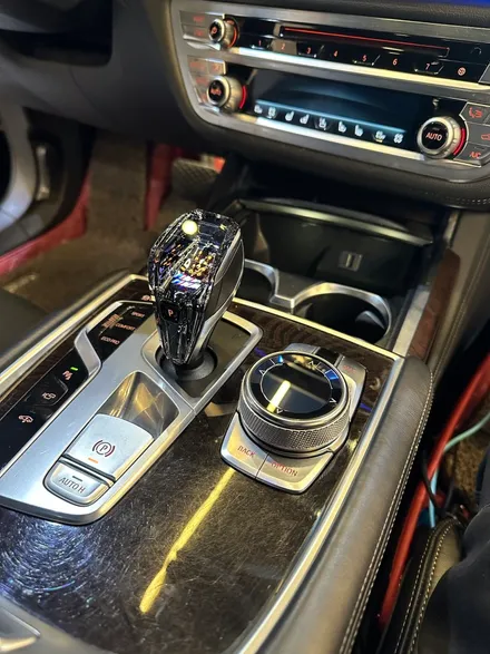 부산 BMW G12 740ID 7시리즈 최상급 크리스탈 숏기어봉 3종 세트 시공으로 실내 파츠 빛내기!