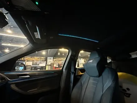 부산 BMW G02 X4 천장 루프 엠비언트 시공으로 실내 인테리어 분위기 살리기! / BMW / X4 (G02) / 부산 동래구
