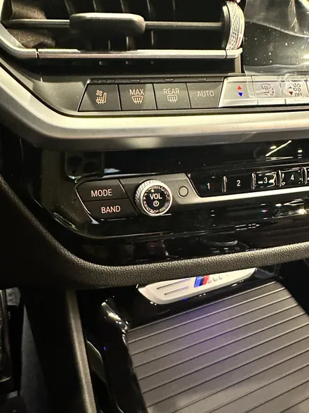 부산 BMW G02 X4 크리스탈 기어봉 아이드라이브 (조그셔틀) 스타트/볼륨 버튼 4종세트 시공 / BMW / X4 (G02) / 부산 동래구
