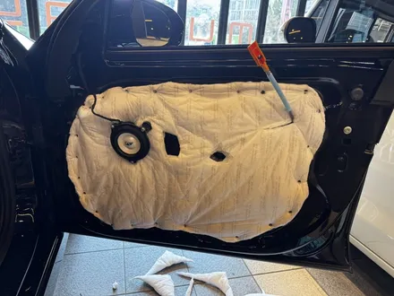 부산BMW카오디오 G60차량에 무스웨이와 스피커 교체 / 부산 동래, 양산